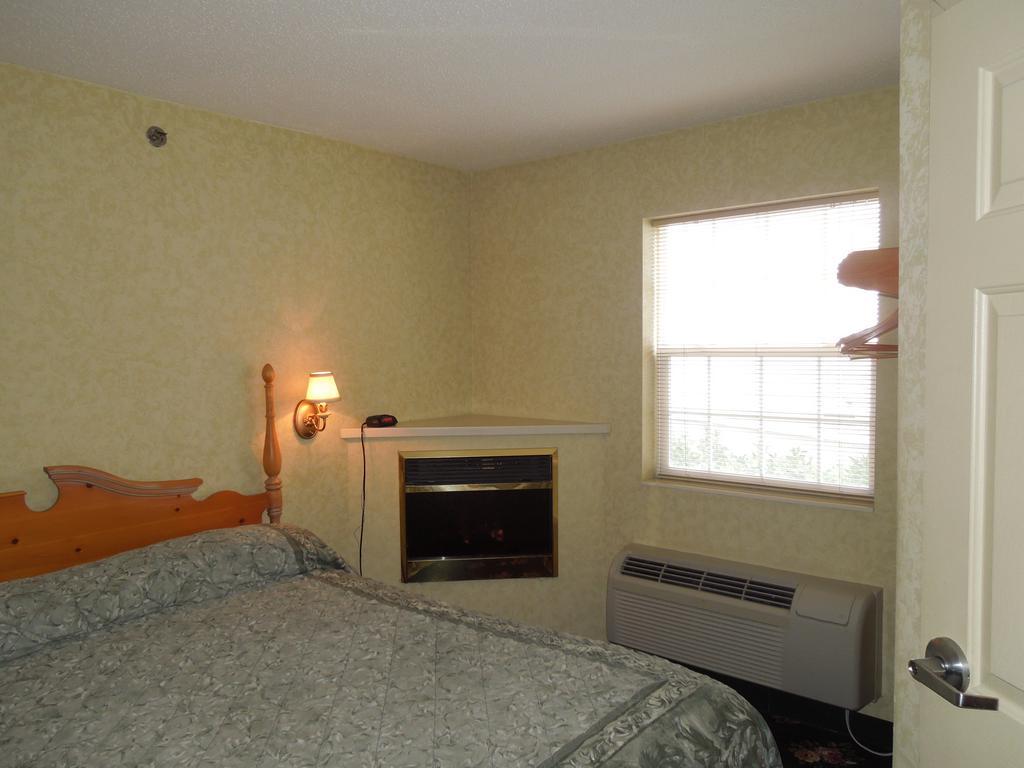 Ourguest Inn And Suites Catawba Island Port Clinton Ruang foto